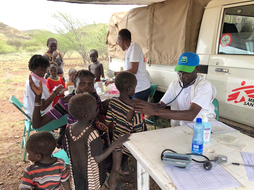 A member of the MSF emergency team during the malaria intervention in Baringo County, Kenya [© Vincent Ndichu / MSF]