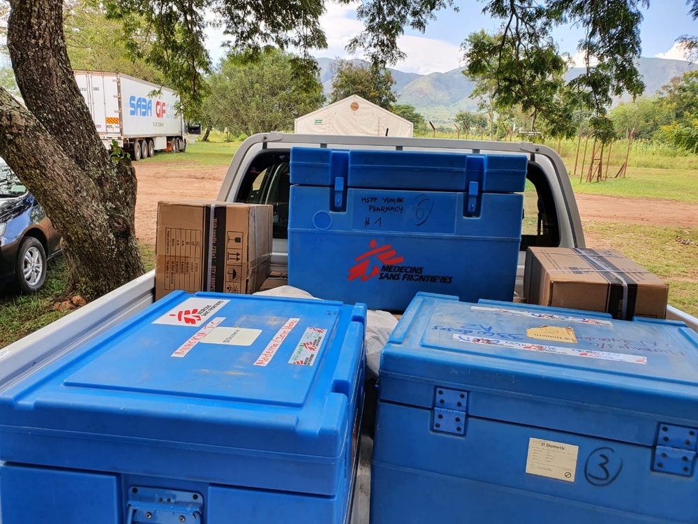 Delivering COVID-19 vaccines to the city of Kasese. [©  Théo  Wanteu/MSF ]