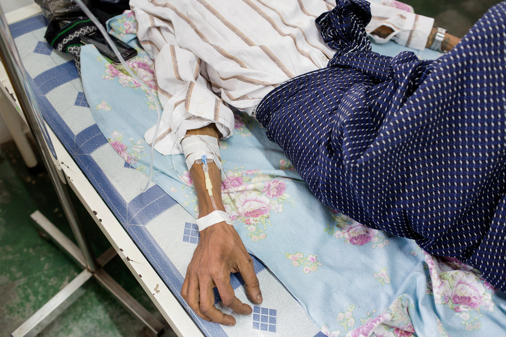 A HIV-positive patient receives day-care support at MSF’s Insein clinic, Yangon, Myanmar [©Alessandro Penso/MAPS ]