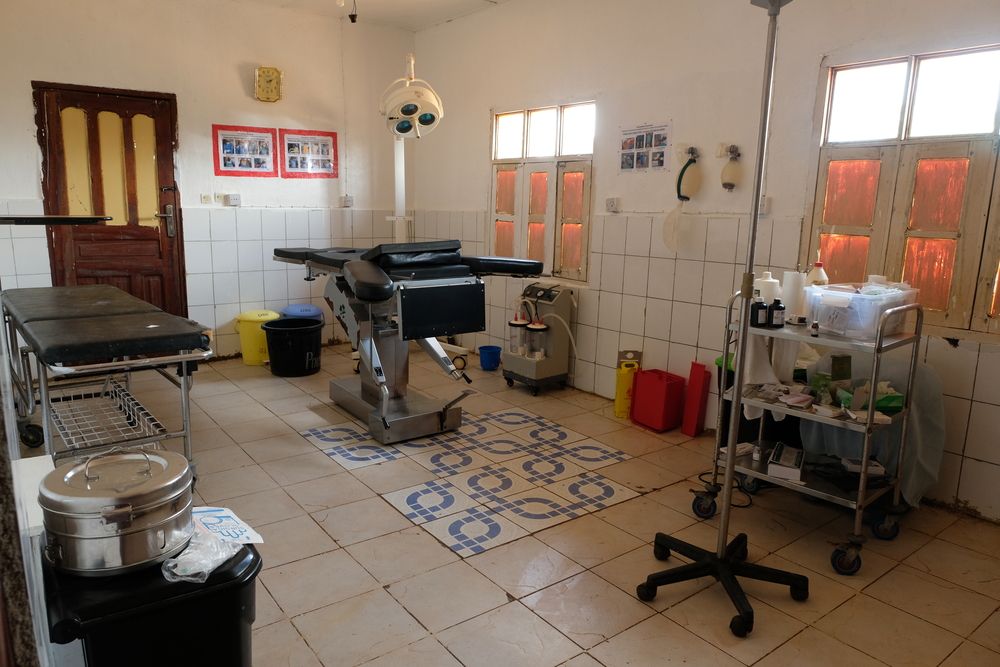 msf287976_medium.jpg The operating theater at Mabalako General Hospital. Over half of the medical and nursing team has been diverted to the Ebola response. Photo: MSF/Samuel Sieber