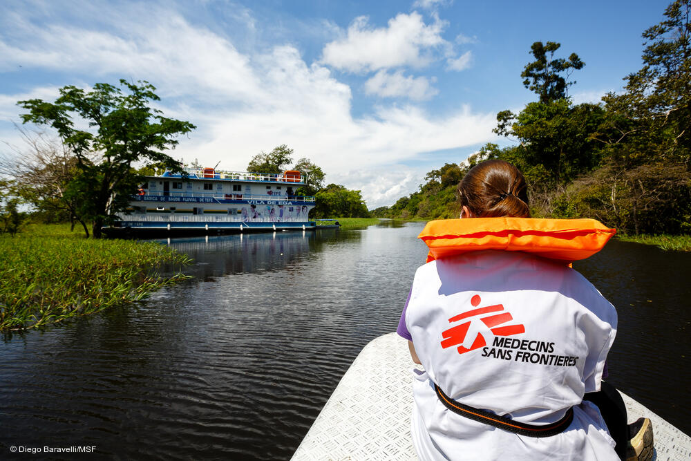 msf330304_medium.jpg MSF team joined the first trip of the primary healthcare boat (vessel on the left) that assists the population around Tefé