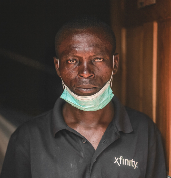 msf332667_medium.jpg John Alenda, market camp chair © MSF/Scott Hamilton