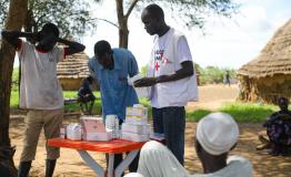 In the remote village of Kadhian in Abyei, an MSF team has established an ICCM site under a tree to provide healthcare services to the communities.