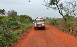 The hospital's health staff travel along the "axes," the tracks leading out to the villages. They visit some of the 13 Health Centers to provide support.