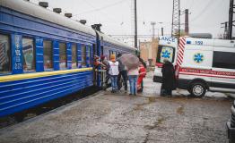 MSF’s first medical referral train arrives in Lviv on Friday 01 April 2022. MSF’s first medical referral train arrives in Lviv on Friday 01 April 2022.