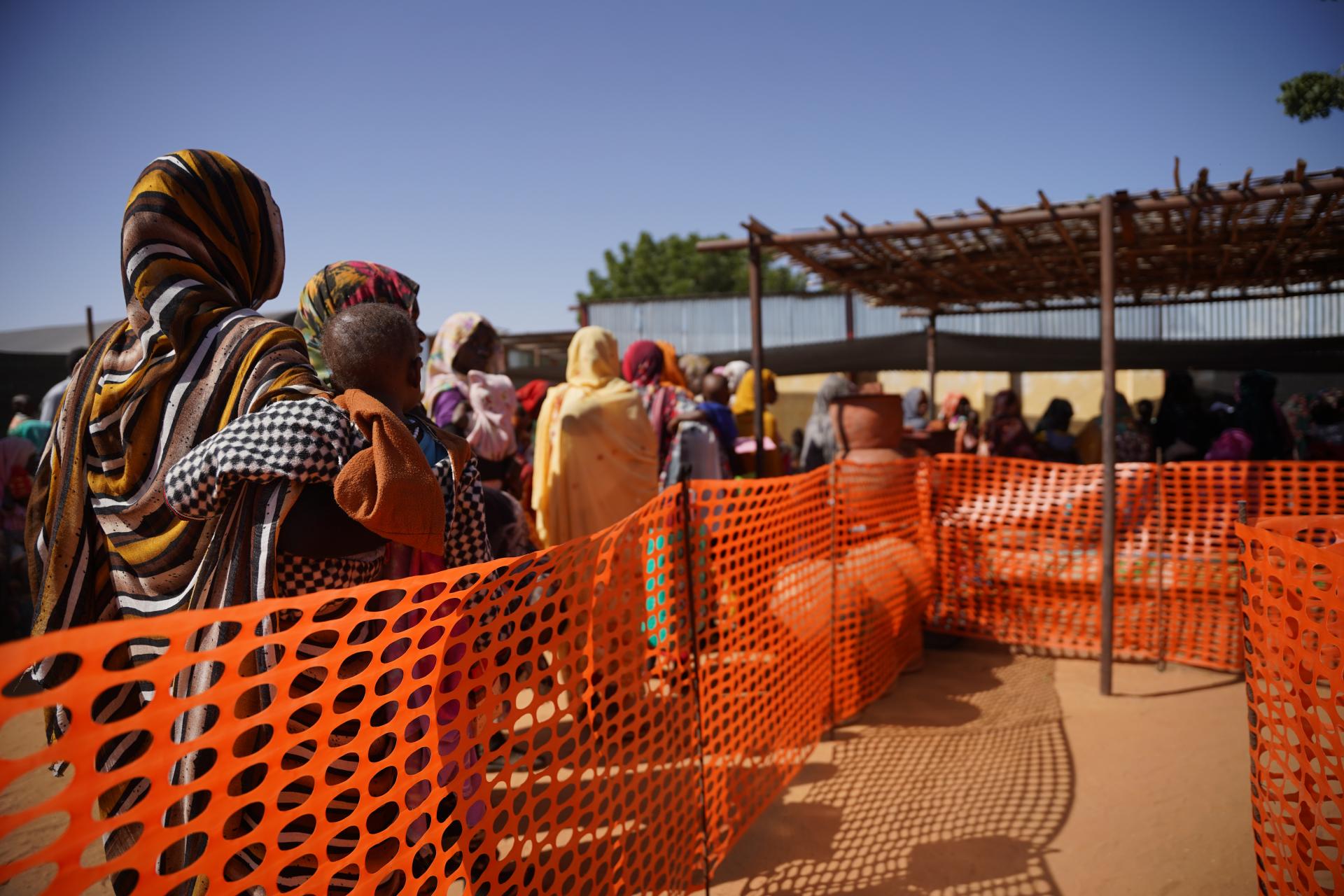 MSF clinic, Zamzam camp 