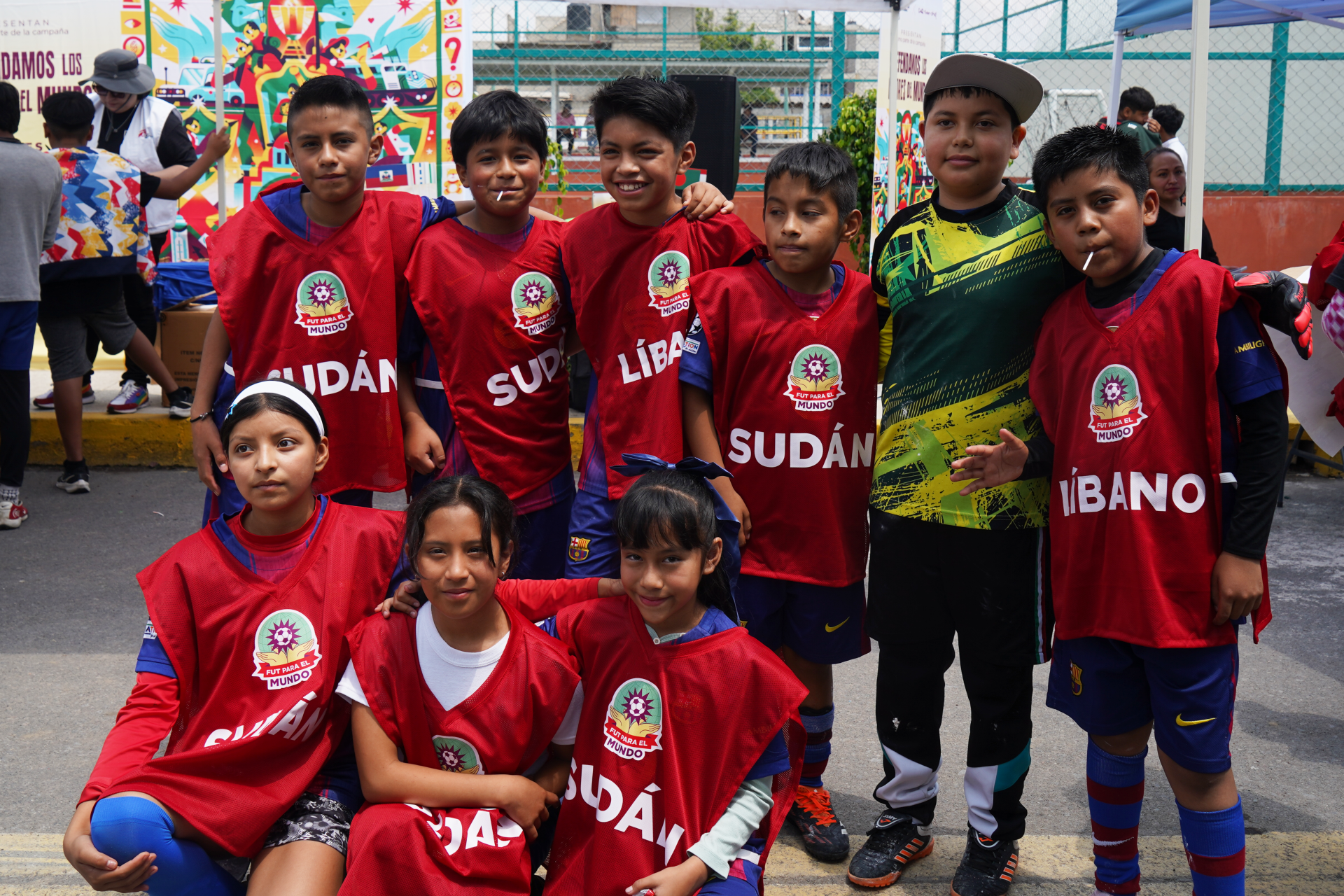 A group of children representing Lebanon and Sudan. Before the matches, the MSF team spoke to the attendees about the crises in these countries to raise awareness.