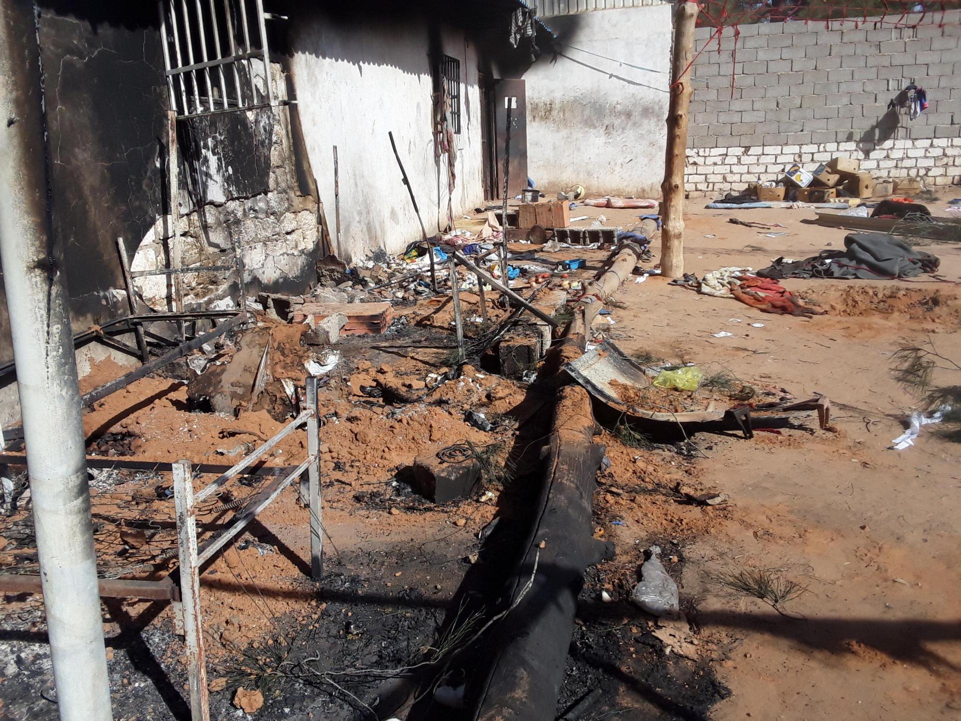 Asylum seeker dies in detention centre fire