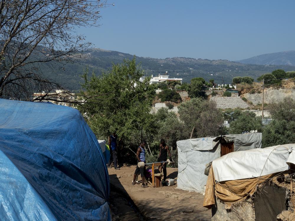there are around 4,500 people trapped in Vathy today – a camp that has the capacity of 650 