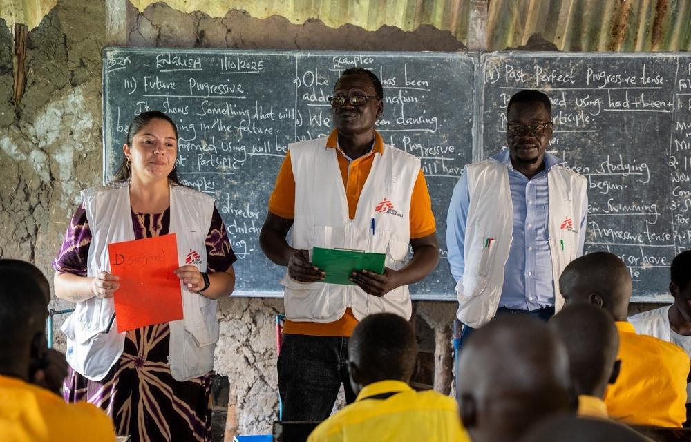 MSF teams hold an awareness group session with students at Vision Academy in Malakal, Upper Nile State
