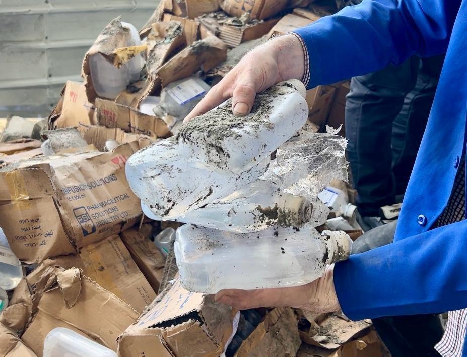 This strike severely damaged the Ministry of Health pharmacy store, putting additional pressure on supplies at a time when medical stocks are running critically low due to the siege.